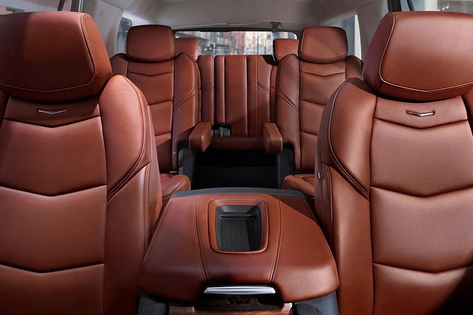 Arrival Private Transfer: Seattle Airport SEA to Seattle in Luxury SUV - Seattle-Tacoma arrivals, handled in the arrivals hall