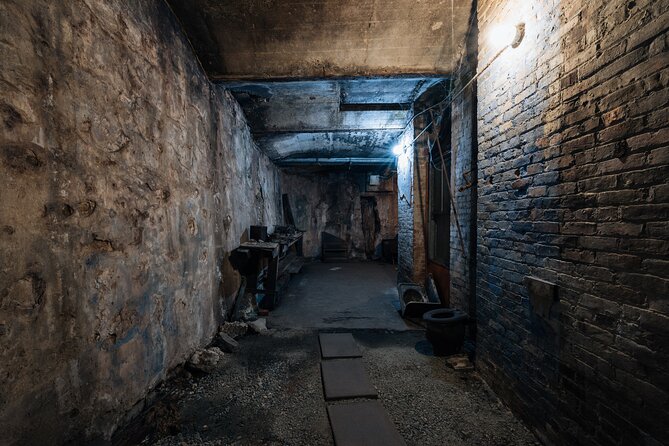 Beneath The Streets Underground History Tour - Stairs, uneven ground, and how to pack for a comfortable hour