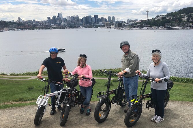 Bike Tour Seattle. 5 star Electric Bike Tour Seattle's waterways - Ballard Locks and Carl English Botanical Gardens: boats, salmon, and a fish ladder