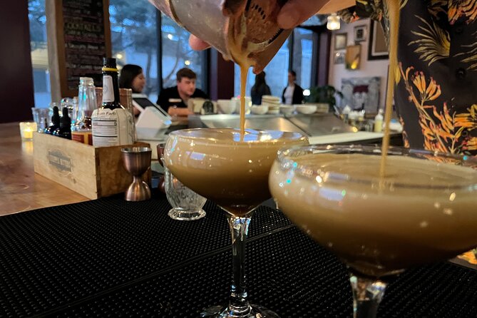 Downtown Food Tour with Drinks - 1st Avenue and Seattle Art Museum Area: Views and Art You Don’t Have to Master