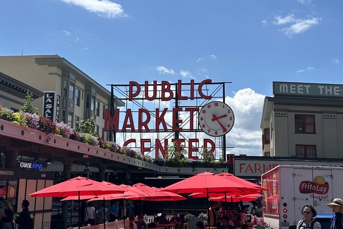 Downtown Seattle Self-Guided Walking Audio Tour - Columbia Center, the Rainier Club, and Seattle Public Library by foot