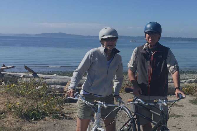 Emerald City Bicycle Tour - Fremont: follow the West Lake trail through a neighborhood that feels like itself