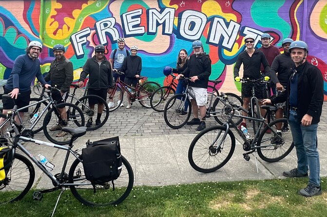 Emerald City Bicycle Tour - Queen Anne and the Space Needle area: world’s fair vibes from street level