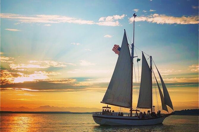Evening Colors Sunset Sail Tour in Seattle - What this 2-hour Evening Colors sail is really like on the water