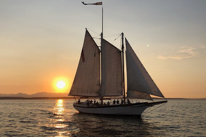 Evening Colors Sunset Sail Tour in Seattle - Clear-day magic: Rainier, Olympic Mountains, and Cascade distance