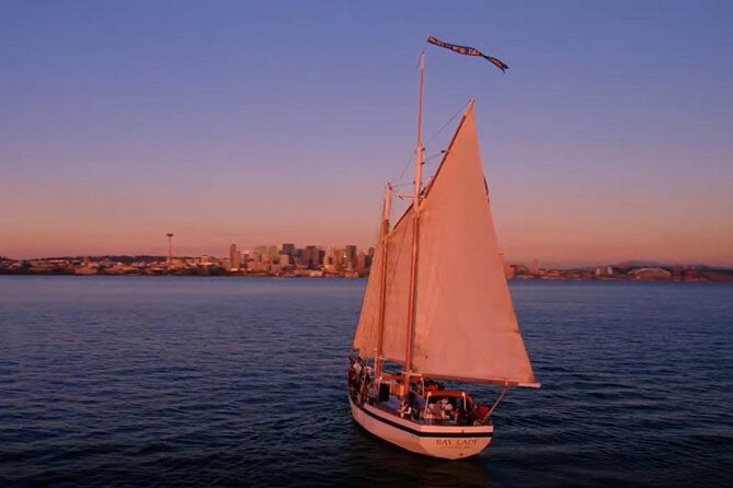Evening Colors Sunset Sail Tour in Seattle - Weather and clothing tips for feeling comfortable on the water