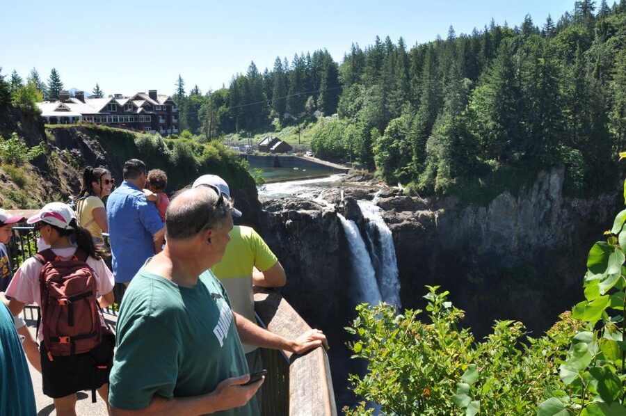 From Seattle: Snoqualmie Falls and Wineries Tour w/ Transfer - What to bring, and what to skip