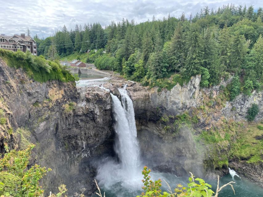 From Seattle: Snoqualmie Falls and Wineries Tour w/ Transfer - Snoqualmie Falls: an iconic stop with time to look, snack, and take photos