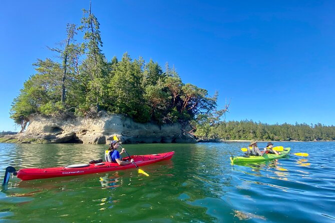 Guided Kayak Tour To Hope Island State Park - How the guides keep the pace friendly for nervous paddlers
