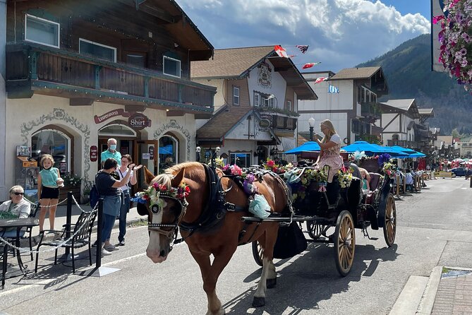 Leavenworth Exclusive Tour from Seattle - Entering Leavenworth: shops, German food, and your two hours