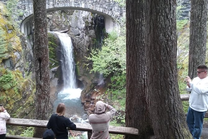 Mount Rainier Tour from Seattle - Snacks, Water, and the Lunch Reality