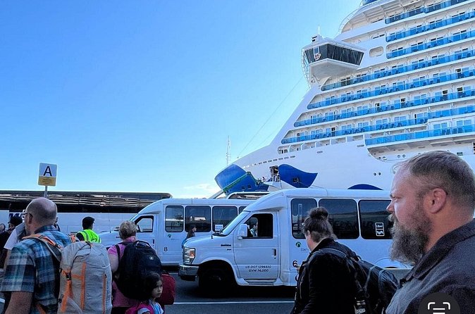 One-Way Seattle Airport Transfer Service - When the Van Adds Stops: Managing Schedules