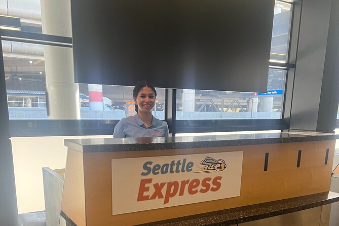 One-Way Transfer: SeaTac Airport to Seattle Piers 66 & 91 - Key Details You Can Plan Around