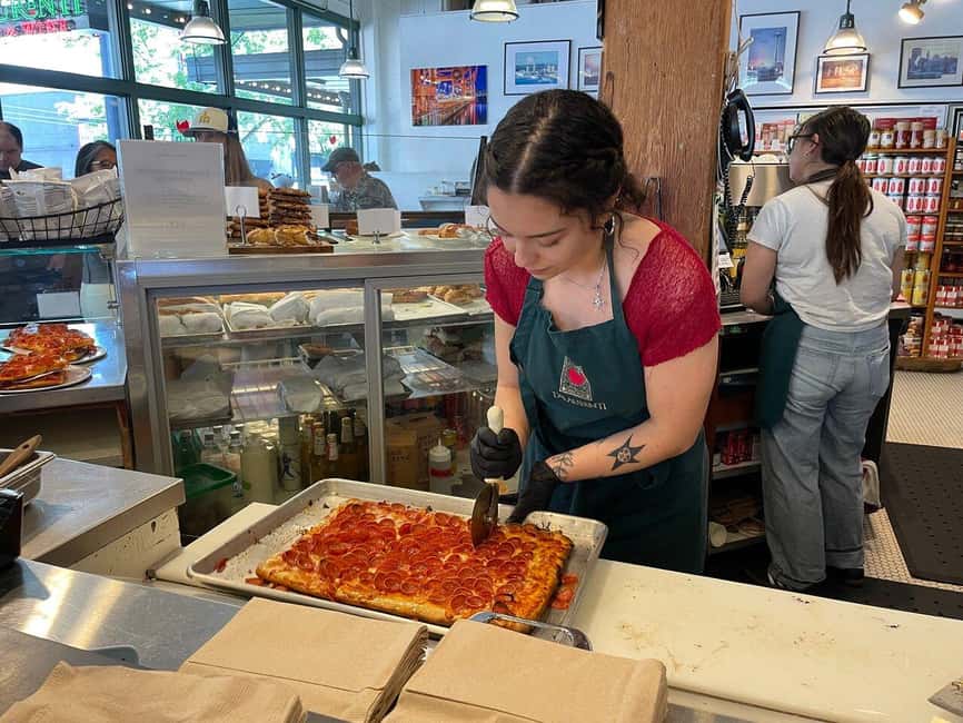 Pike Place Market: Meet the Market - Food and Fun Tour - Meet Supersonic John at the Crumpet Shop, the smartest starting point