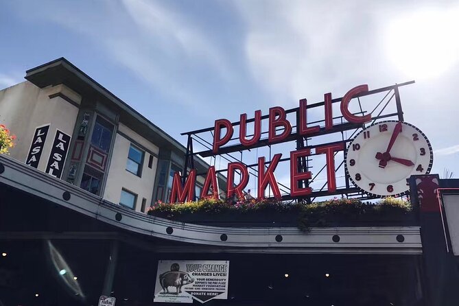 Pike Place Market, Space Needle Iconic 1-Day City Tour in Seattle - Space Needle at Seattle Center: Classic Icon, Easier With Timing