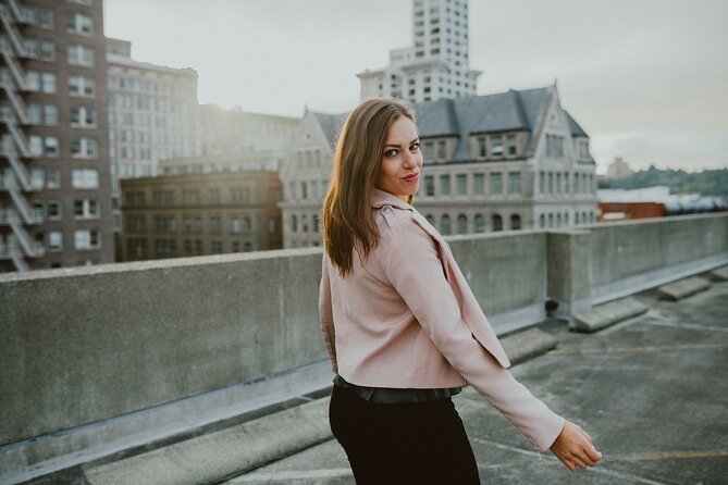 Private Vacation Photography Session with Photographer in Seattle - Gas Works Park: wide views and relaxed portrait pacing