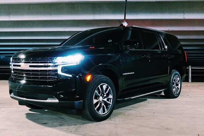 Seattle Arrival Chauffeur Driven Airport Transport - Drop-Off Style: Door-to-Door Means You Stop Working