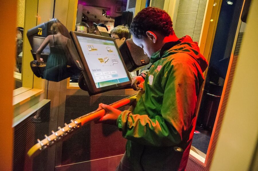 Seattle CityPASS®: Save up to 46% at 5 Top Attractions - Space Needle, Day and Night: Time It Smart
