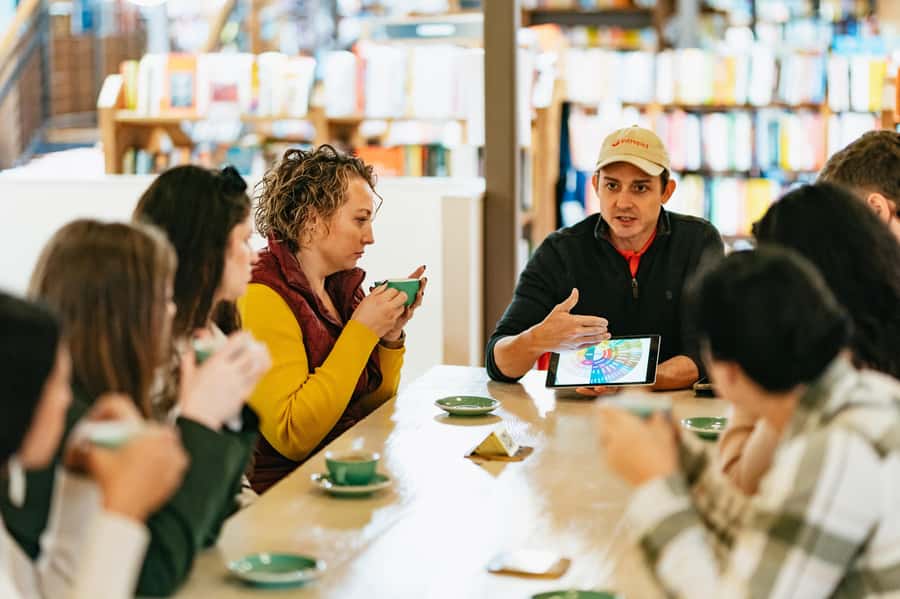 Seattle: Coffee Culture Walking Tour - Key things to look for
