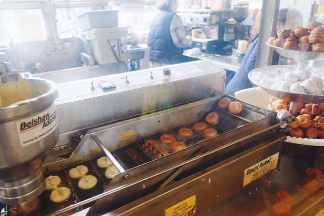 Seattle Delicious Donut Adventure & Walking Food Tour - Price and value: what $65 buys you in real life