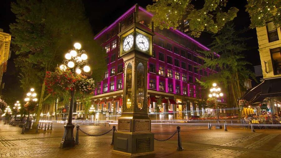 Seattle: Guided Day Trip to Vancouver - Chinatown pass-by: quick context without detours