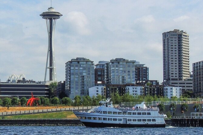 Seattle Half Day Tour with Space Needle, Boat Ride & Underground - Small-group comfort, guide pacing, and the “late pickup” reality