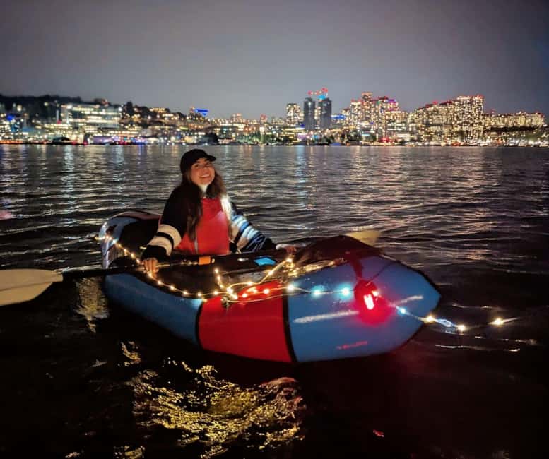 Seattle: Lake Union Kayak Tour – Small Groups, Big Views - Safety briefing and getting confident with lightweight gear