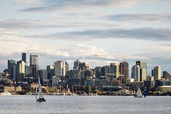 Seattle Locks Cruise - Lake Union to floating homes: the part that sets the mood fast