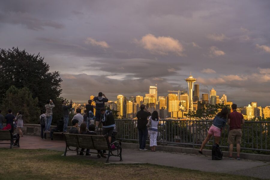 Seattle: Night Tour with Local Guide - Seattle Waterfront at sunset: Elliott Bay starts to glow