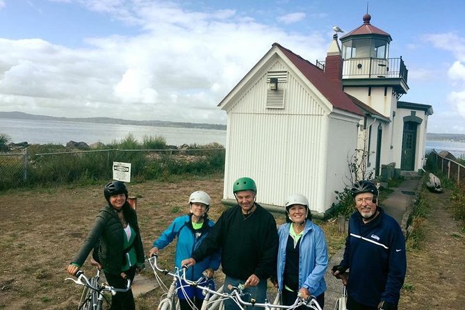 Seattle's Electric City Bike Tour - Olympic Sculpture Park and the Elliot Bay bike trail to Magnolia