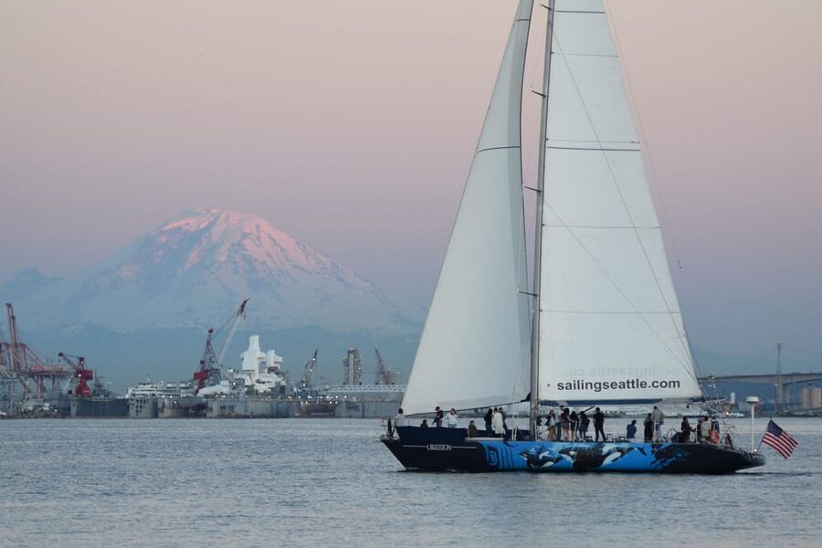 Seattle: Sailing Cruise - Price and Value for a 1.5-Hour Seattle Water View