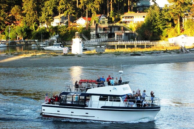 Shared 2 Hour September Sunset Cruise from Gig Harbor - From Harborview Drive to Puget Sound: What the Meeting Feels Like