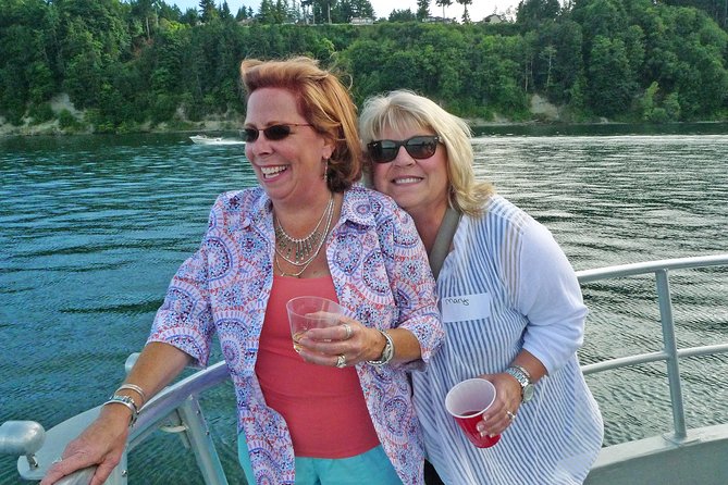 Shared 2 Hour September Sunset Cruise from Gig Harbor - Point Defiance Park: Where Wildlife and Tidal Rips Share the Same Frame
