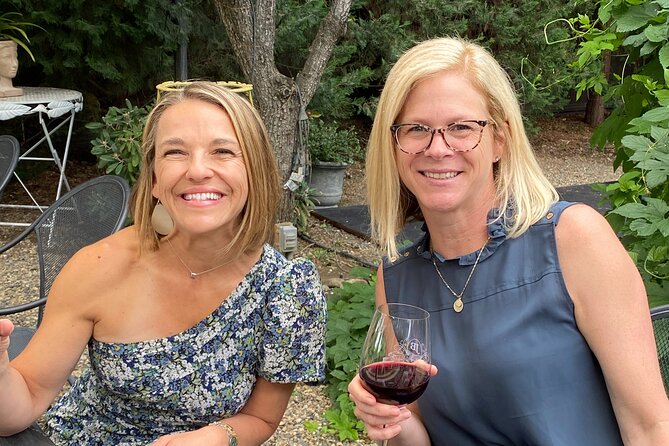 Sip and savor award winning Yakima Valley wines. - Yakima wine country, planned for real people