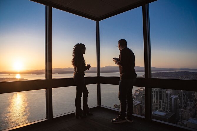 Sky View Observatory at the Columbia Center Admission Tickets - Classic vs Elite tickets: vouchers, reserved seats, and private access upgrades