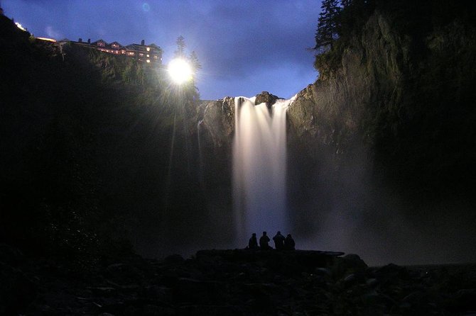 Snoqualmie Falls + Wine Tasting: All-Inclusive Small-Group Tour - Seattle pickup to the floating bridges: the ride that sets the tone