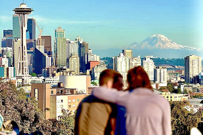 The Best of Seattle and Majestic Snoqualmie Waterfalls - Pickup From Bellevue, Kirkland, Lynnwood, or Seattle, Then Roll Out